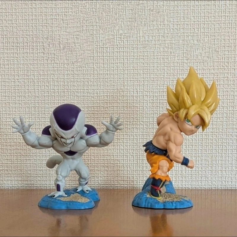 Vintage Collectible Figurines - Bandai Dragon Ball Super Saiyan Goku