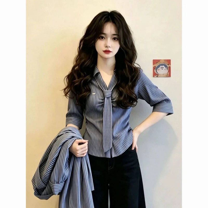 Polo Neck Lacing Short Sleeve  - Vintage Collectible Buttons ulasan dan harga