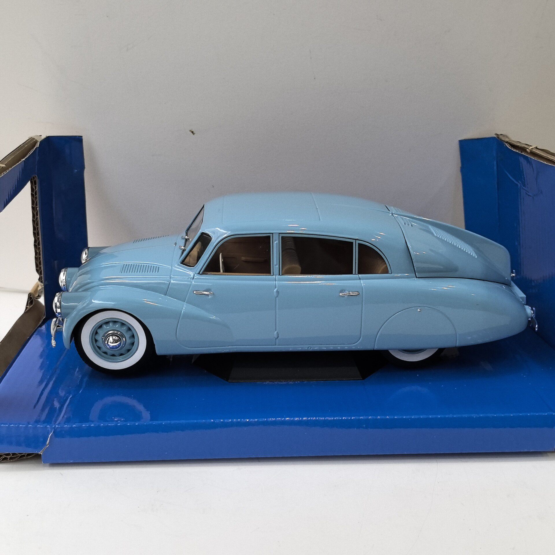 MCG Diecast 1/18 Scale TATRA 8 - Vintage Collectible Model Cars ulasan dan harga